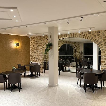 Thoiry Etoile Lodge Ngoại thất bức ảnh