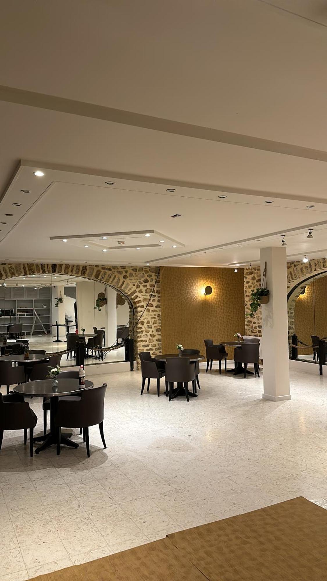 Thoiry Etoile Lodge Ngoại thất bức ảnh