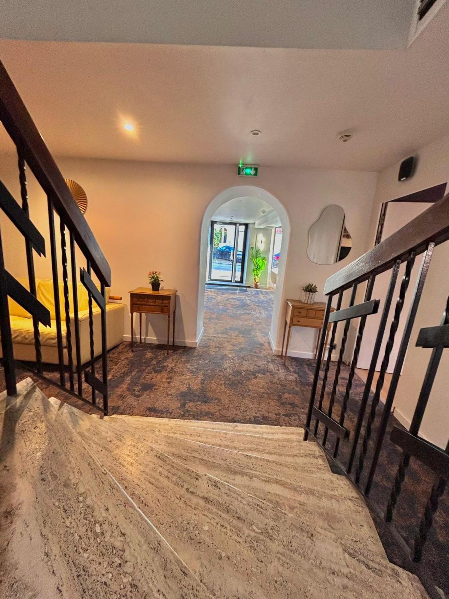 Thoiry Etoile Lodge Ngoại thất bức ảnh